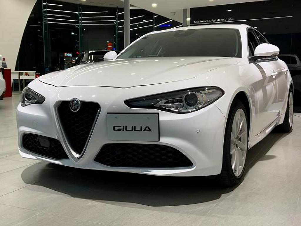 アルファ ロメオ西宮 認定中古車 Alfa Romeo Official Dealer Site