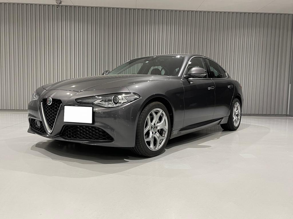 アルファ ロメオ大阪東 認定中古車 Alfa Romeo Official Dealer Site
